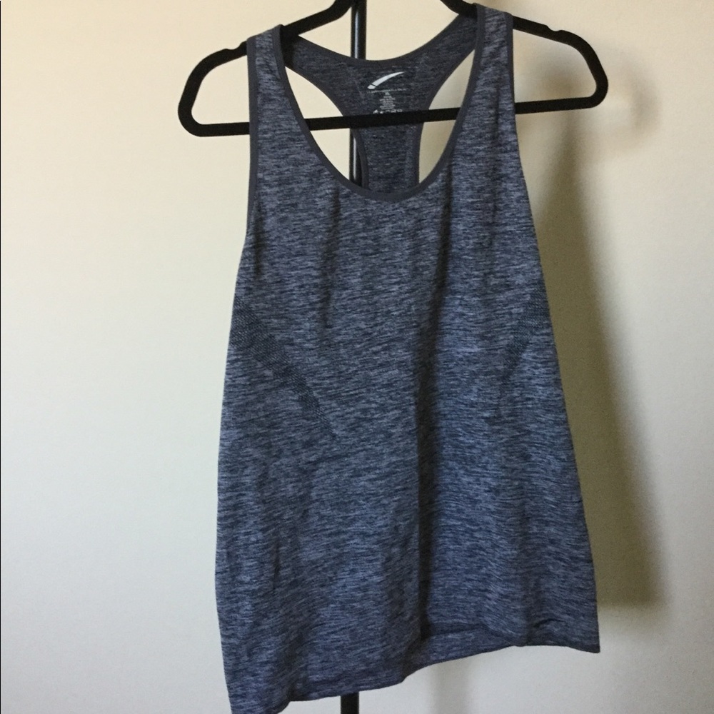 Grey workout tank